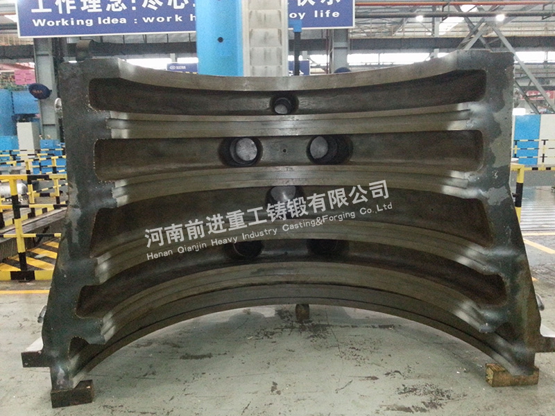 汽輪機(jī)缸體正面