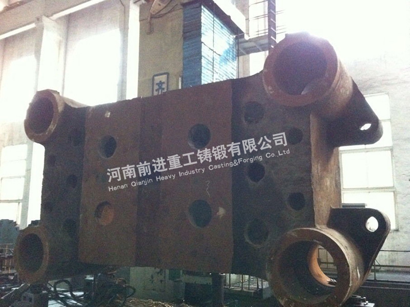 水壓機(jī)橫梁